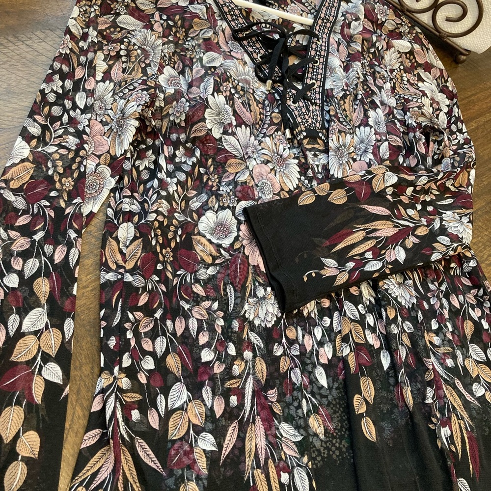 INC International Concepts Multicolor Floral top.